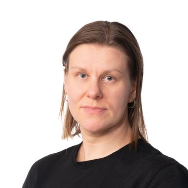 Maarit Välimäki — Pihlajalinna