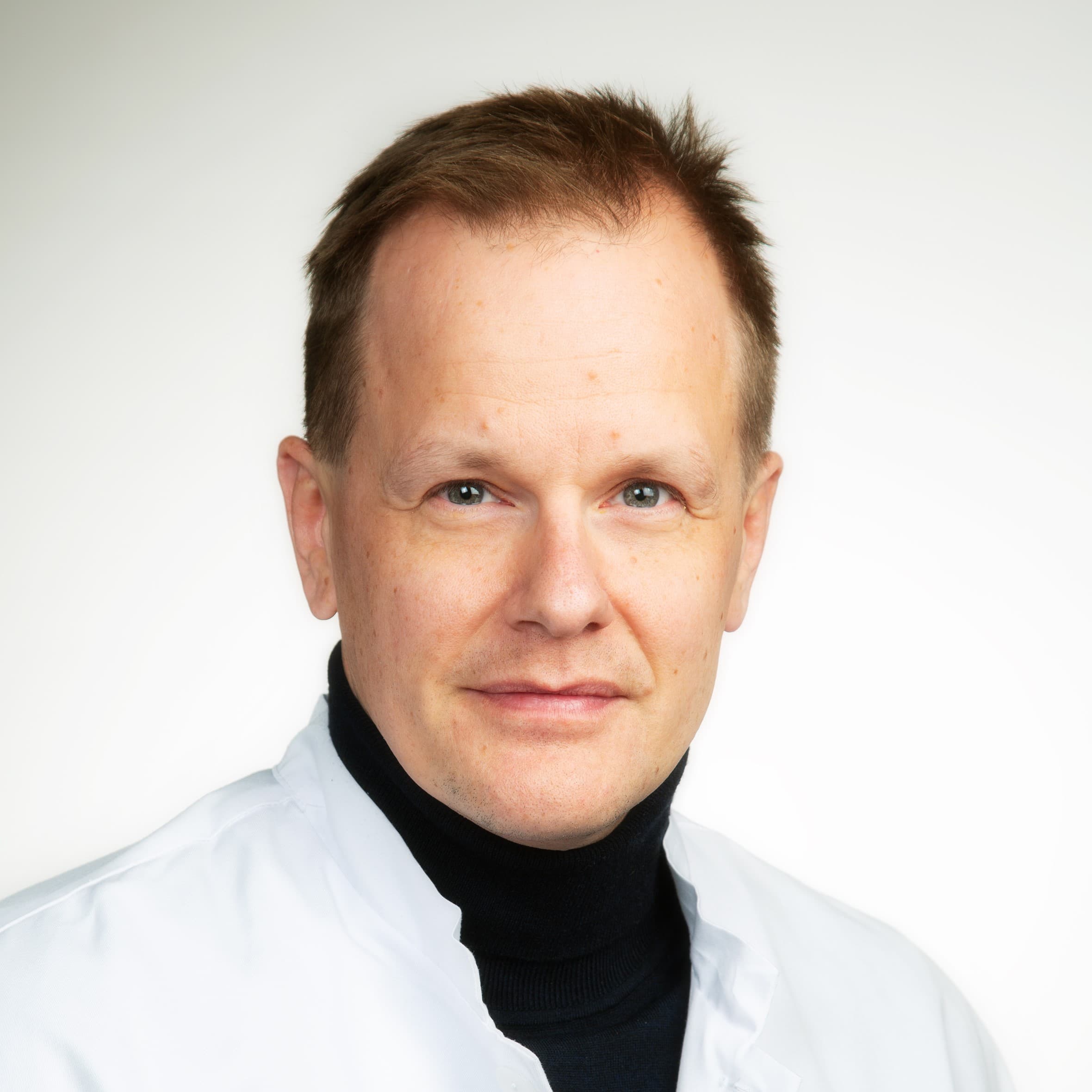 Tuomo Erola  — Pihlajalinna