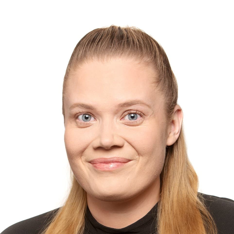 Sofia Naukkarinen  — Pihlajalinna