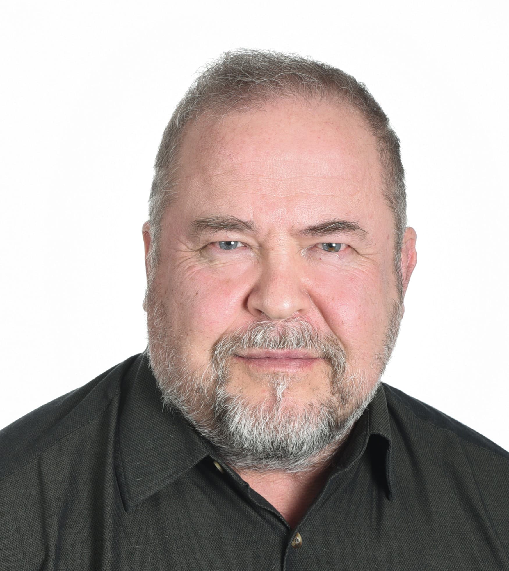 Ari Riutto  — Pihlajalinna