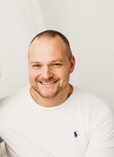 Juhani Myllymäki, Lääketieteen tohtori — Pihlajalinna