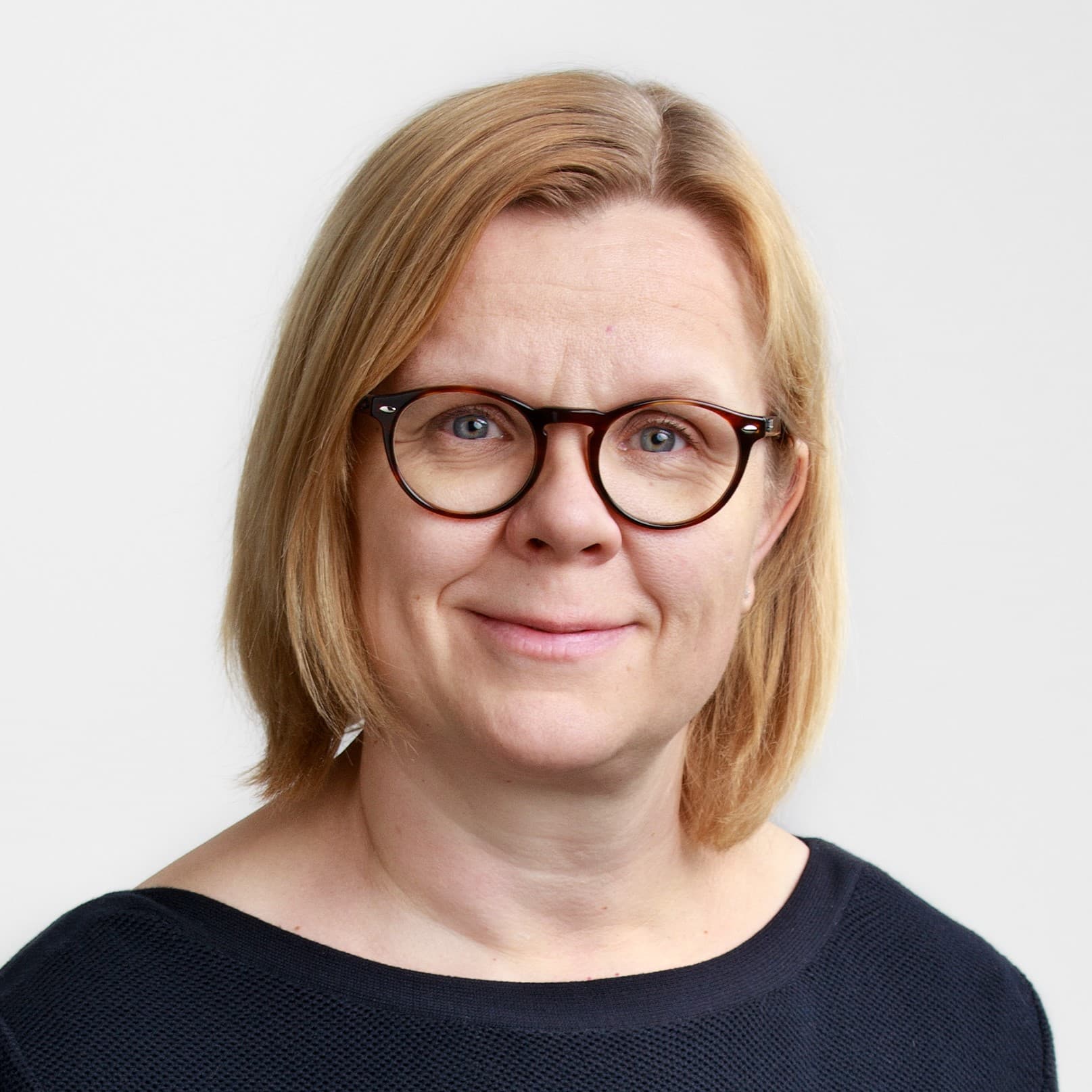 Mari Pikkarainen  — Pihlajalinna