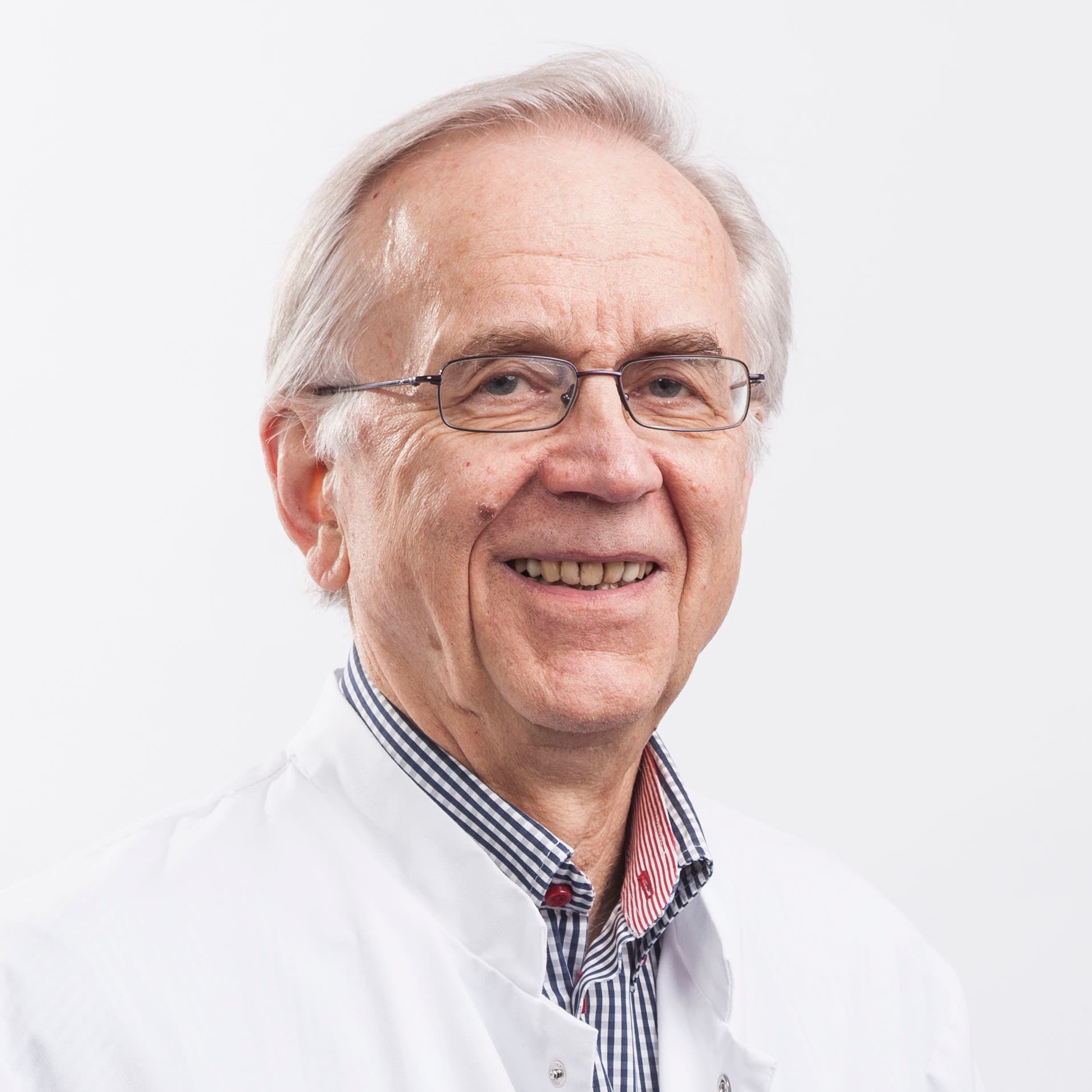 Seppo Kivinen Docent, Doctor of Medicine and Surgery, Professor — Pihlajalinna