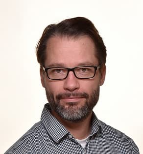 Jussi Kiehelä  — Pihlajalinna