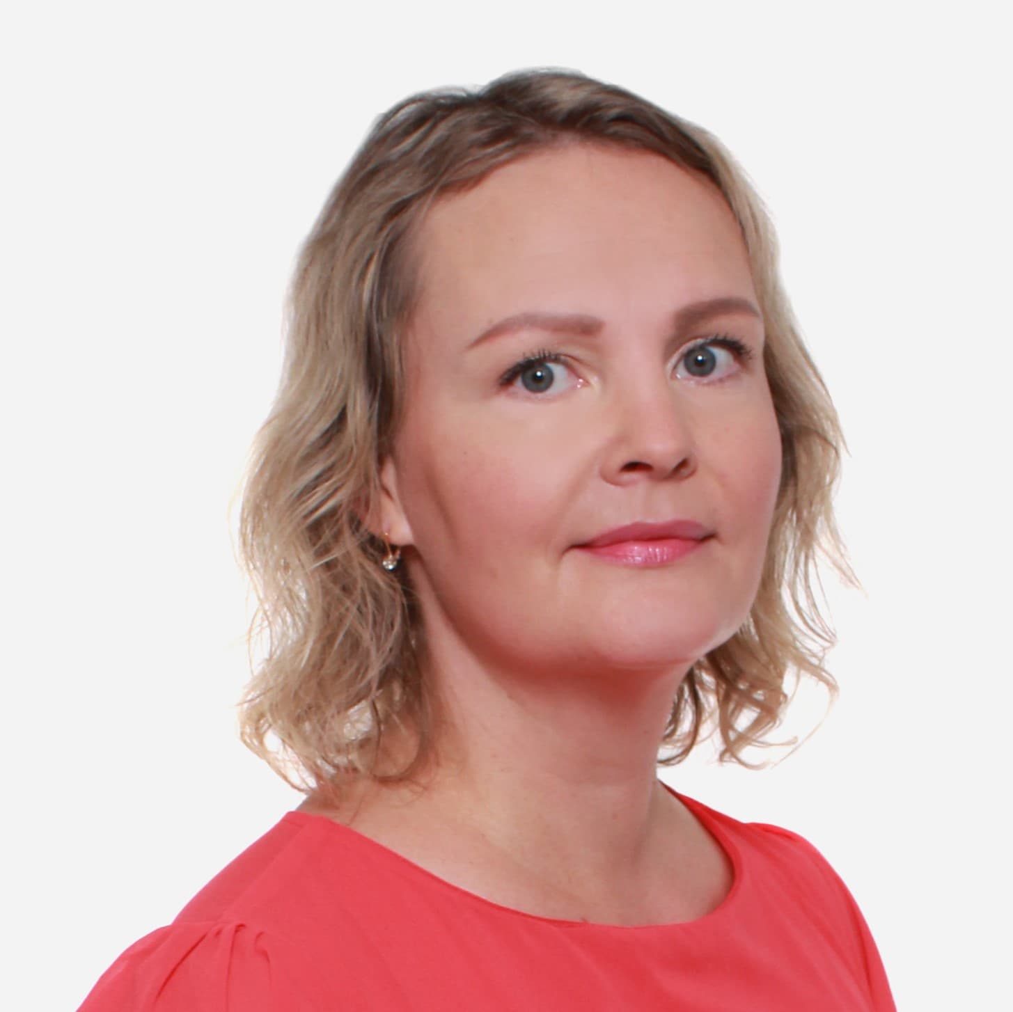 Elina Kiidli  — Pihlajalinna