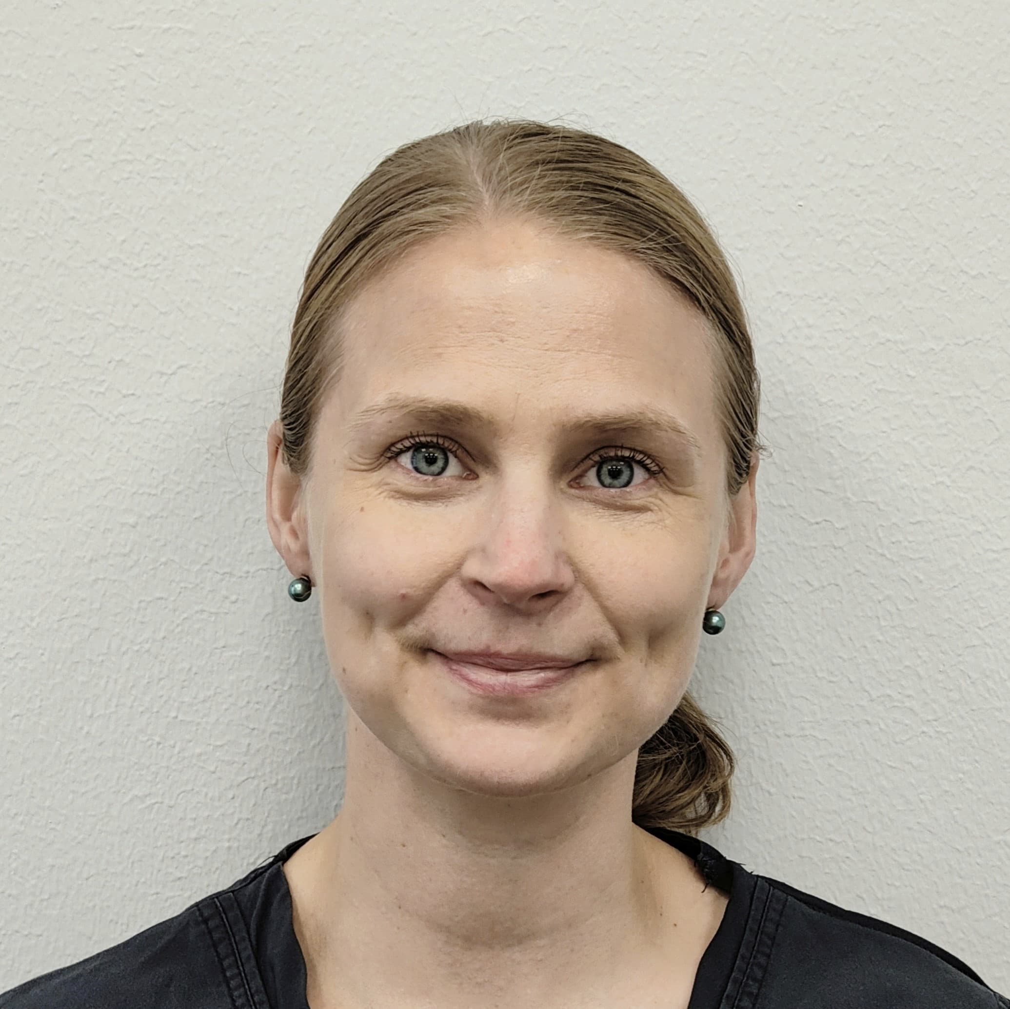 Elina Ekman Docent — Pihlajalinna
