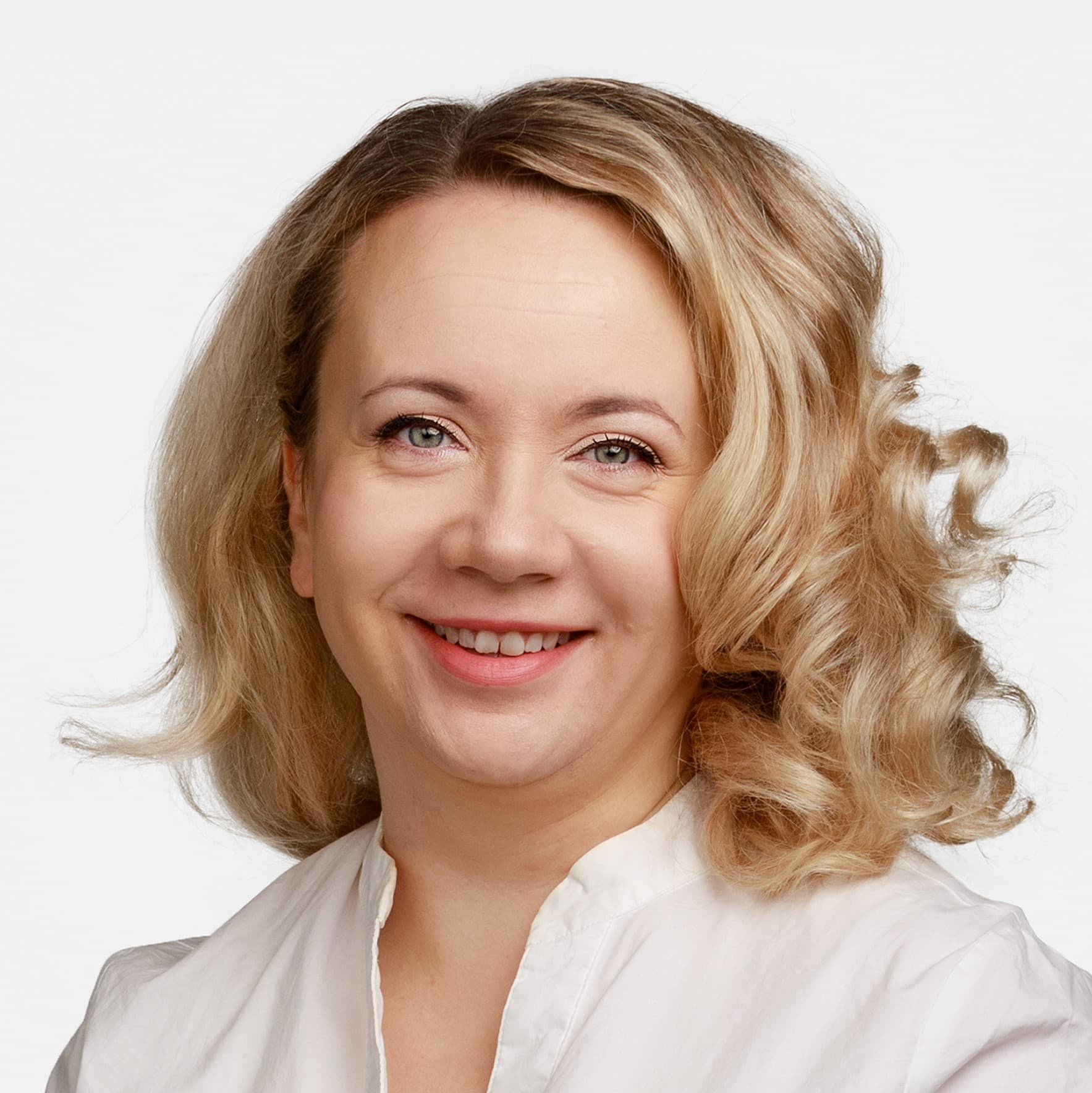 Kaisa Kauppinen  — Pihlajalinna