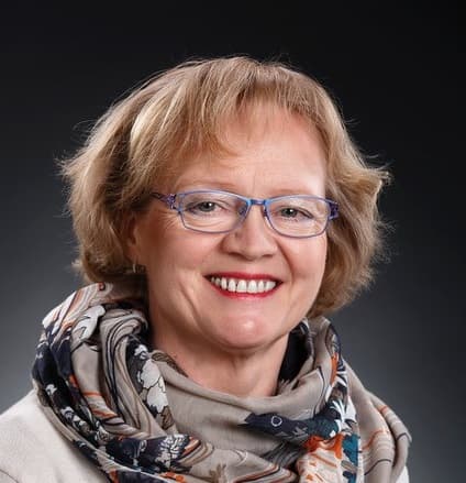 Kirsti Takkunen  — Pihlajalinna