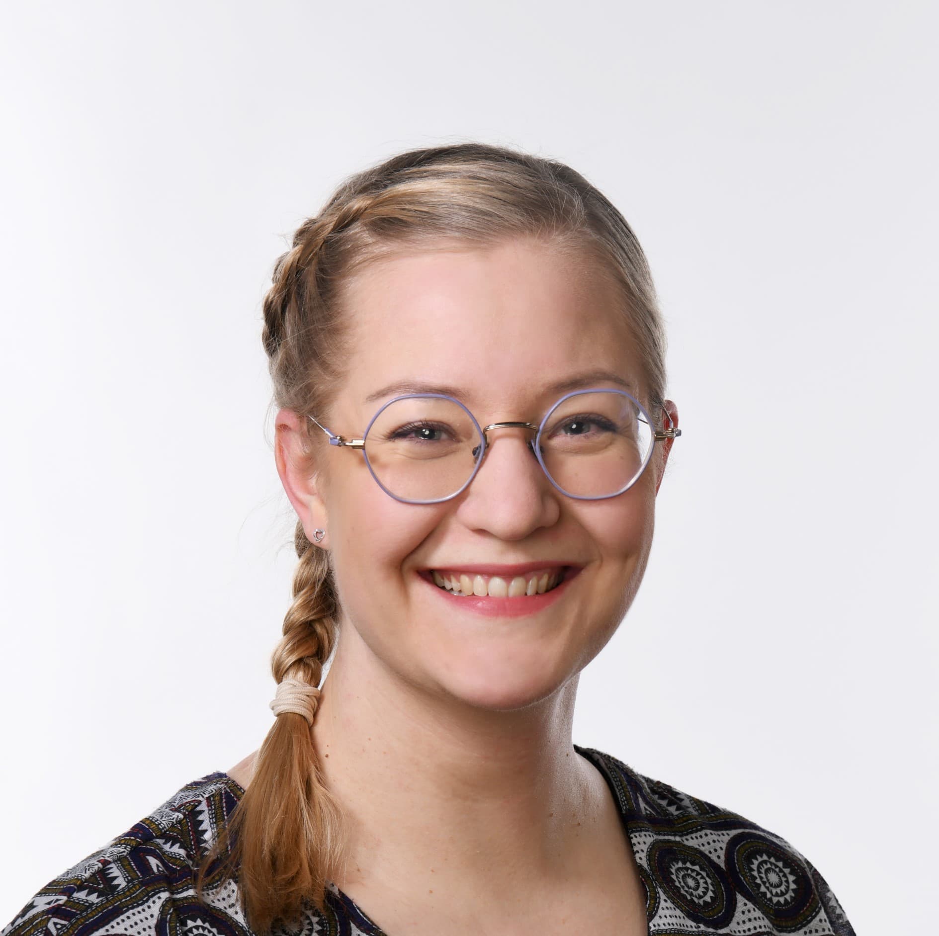 Kaisa Taavela  — Pihlajalinna