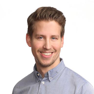 Klaus Köhler, Lääketieteen lisensiaatti — Pihlajalinna