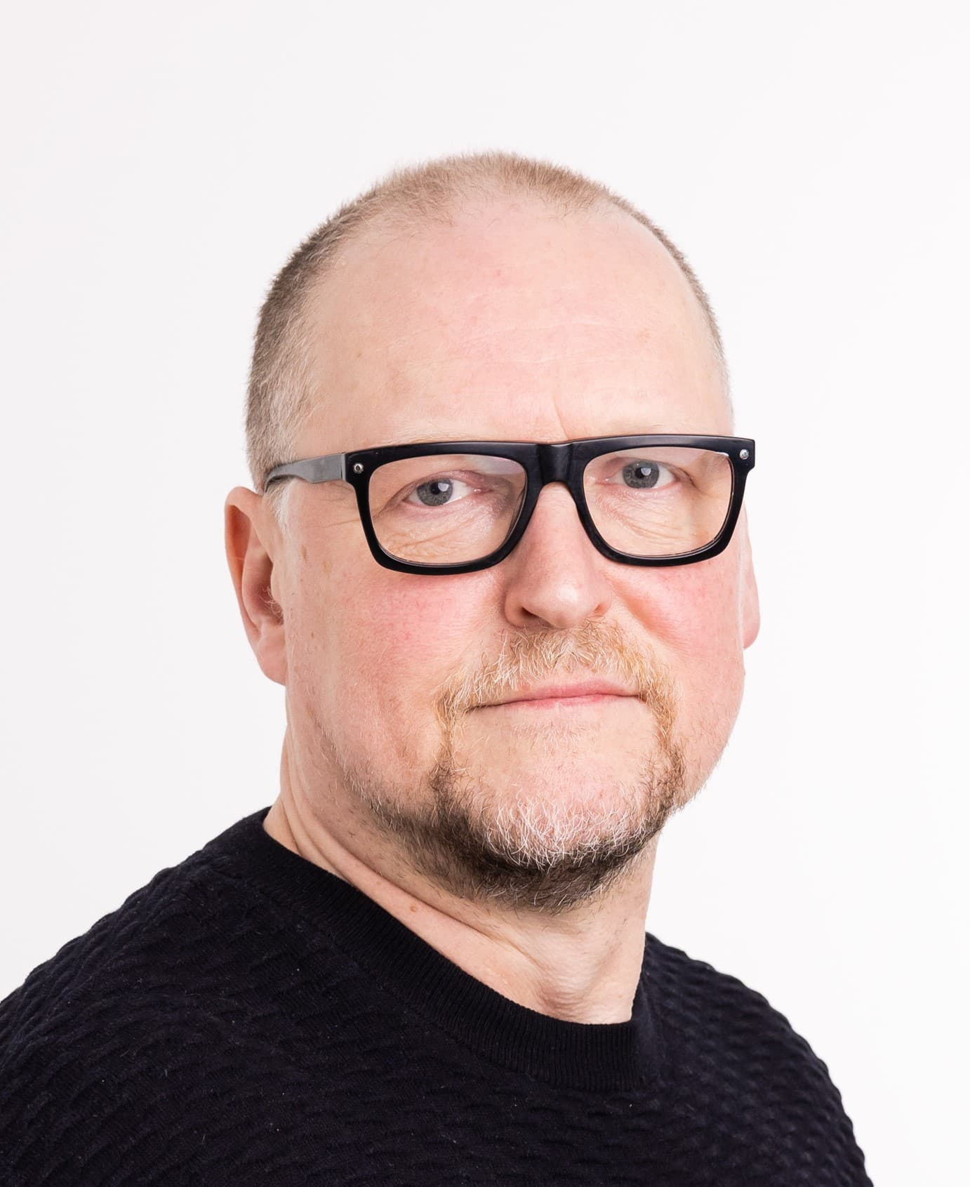 Asko Itkonen  — Pihlajalinna