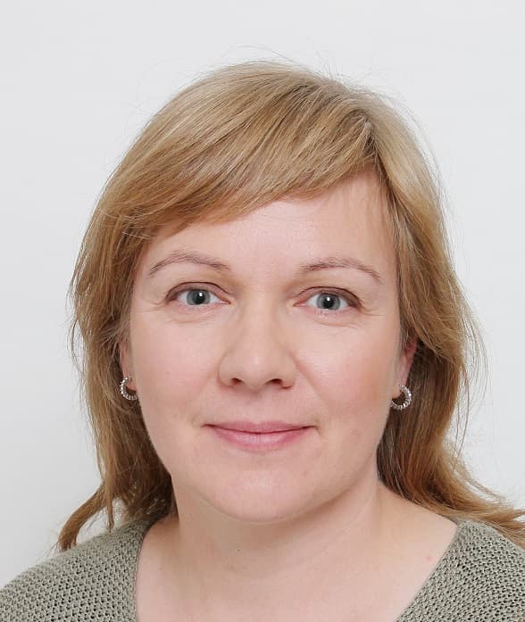 Elina Aurinkoinen Lic.Med. — Pihlajalinna