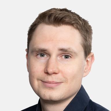 Aki Nykänen, Lääketieteen tohtori — Pihlajalinna