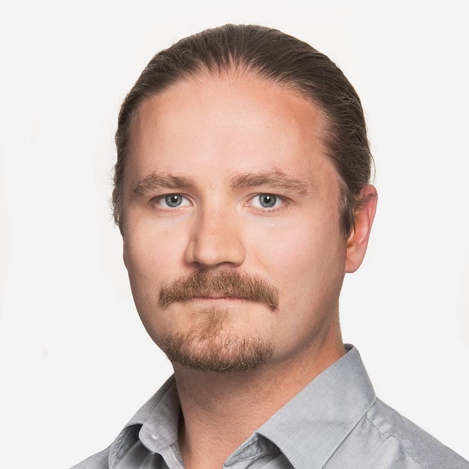 Altti Puuronen  — Pihlajalinna