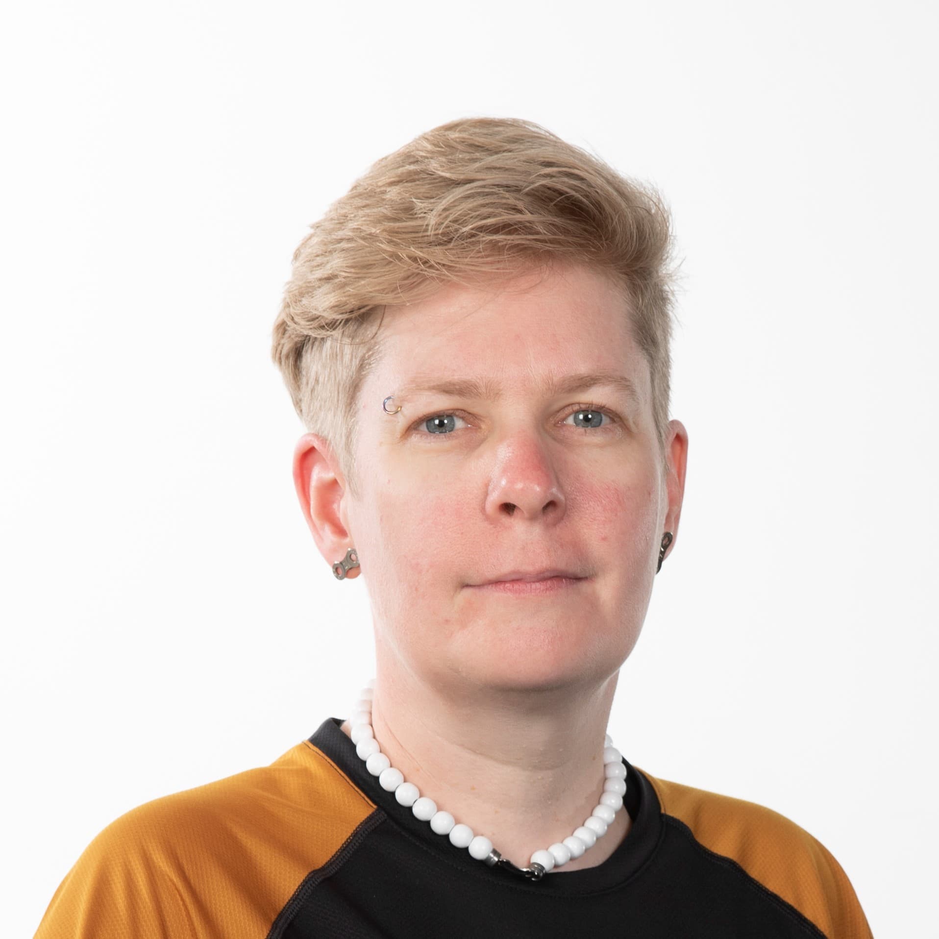 Marja Ylisirkka  — Pihlajalinna