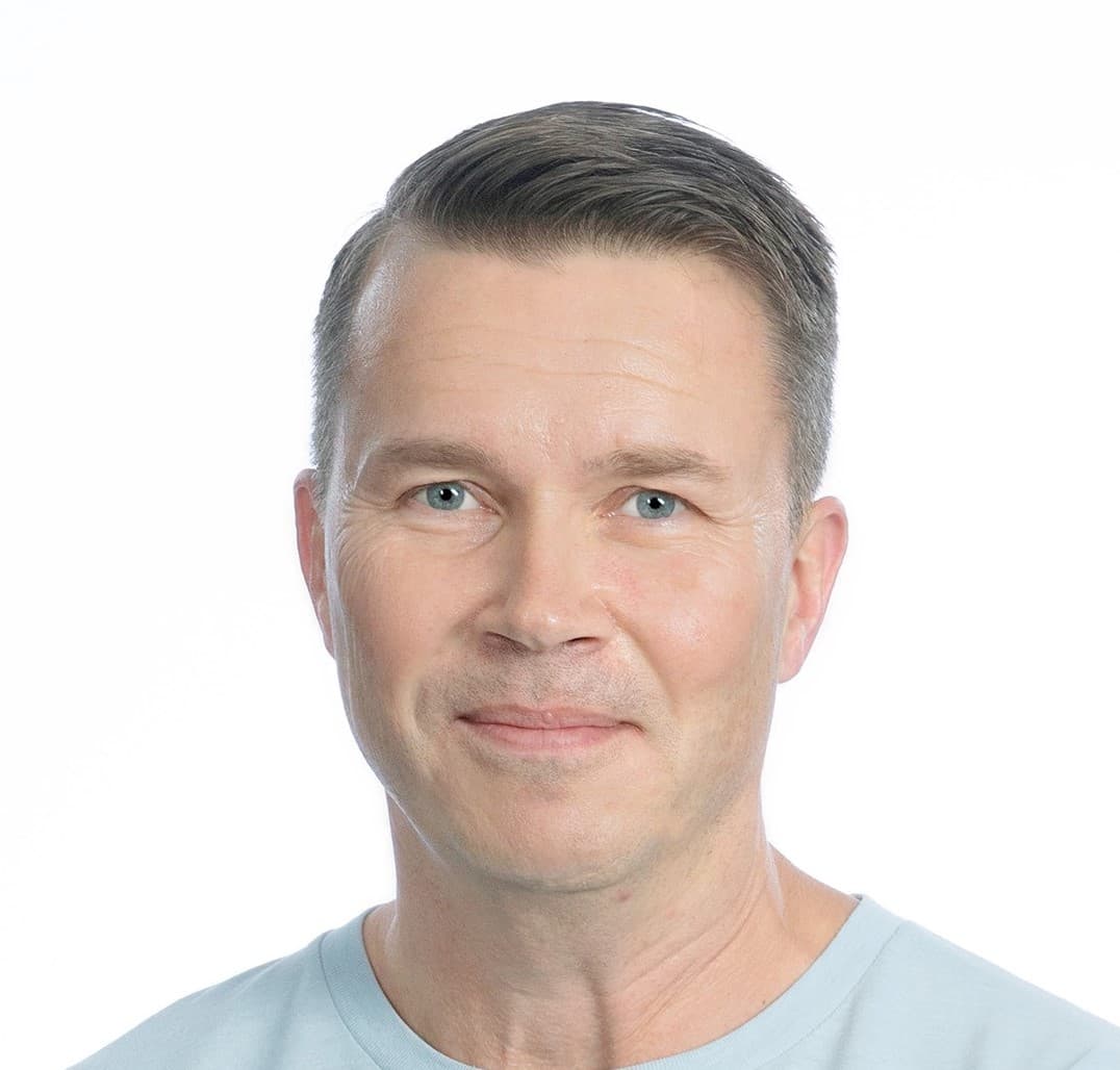 Janne Luostarinen  — Pihlajalinna