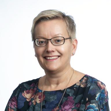 Katarina Lindroos, Terveystieteiden maisteri — Pihlajalinna
