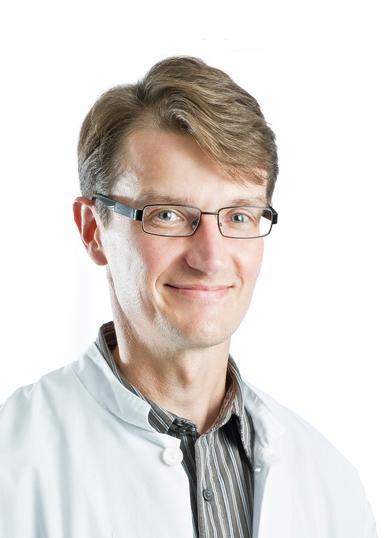 Niilo Hendolin, Lääketieteen lisensiaatti — Pihlajalinna