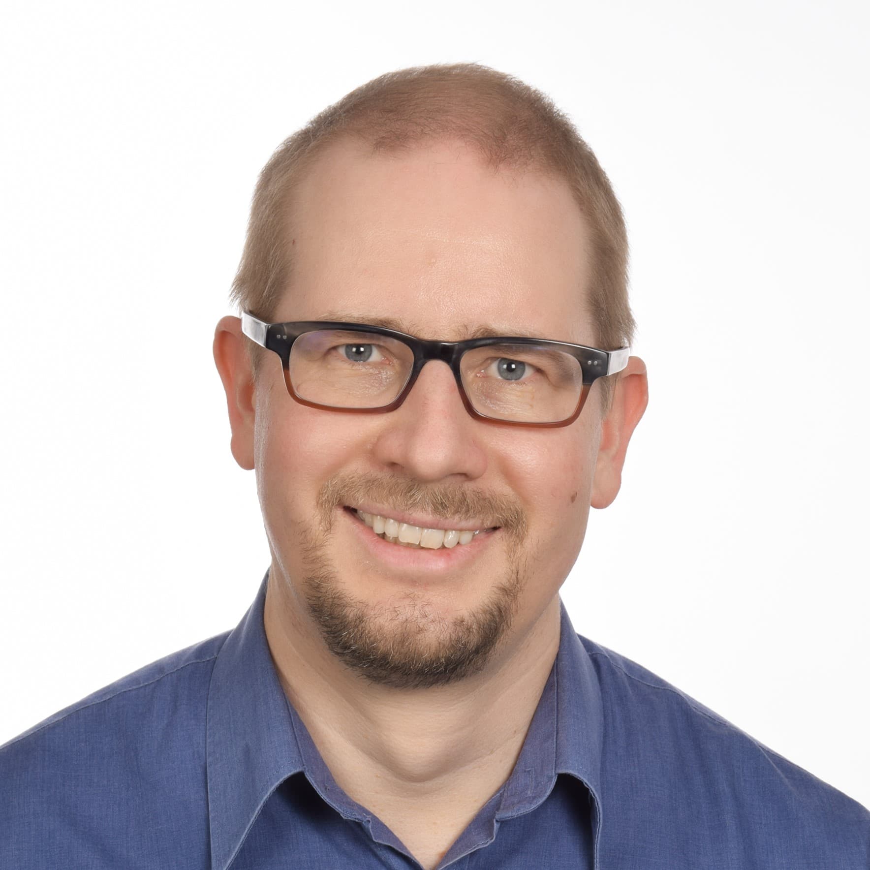 Jukka Puustinen  — Pihlajalinna