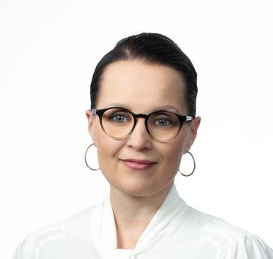 Helka Koivu, Lääketieteen tohtori — Pihlajalinna