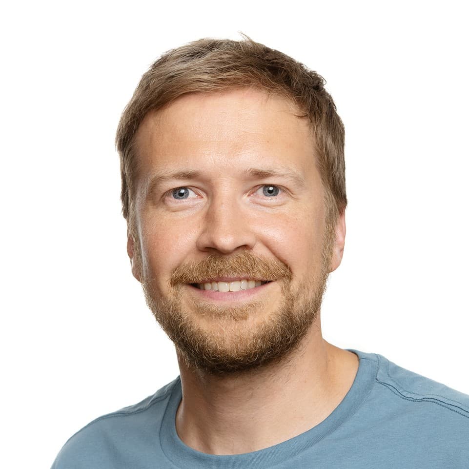 Lasse Korpi — Pihlajalinna