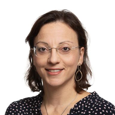 Argyro Bizaki-Vallaskangas, Lääketieteen tohtori — Pihlajalinna