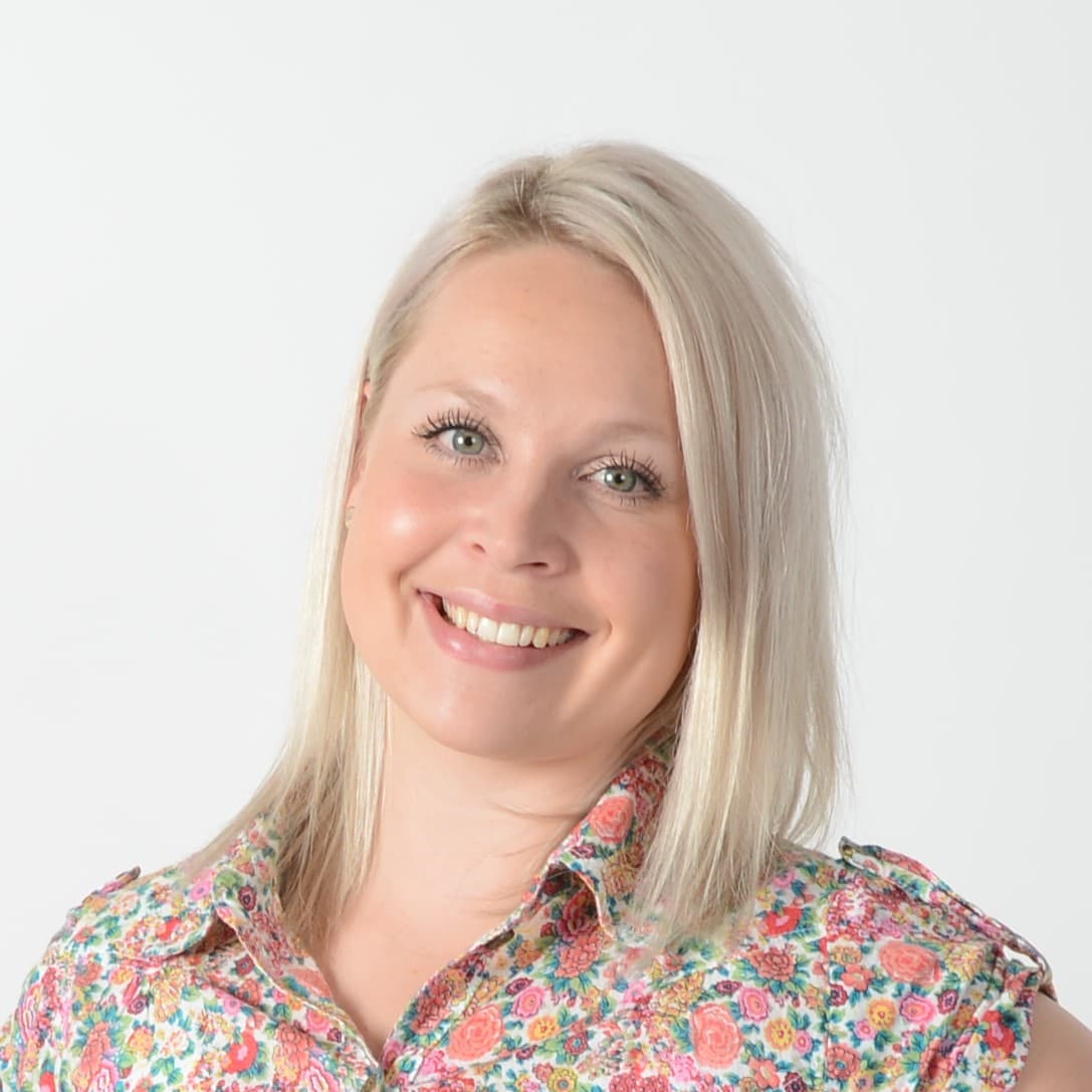 Kaisu Saastamoinen — Pihlajalinna