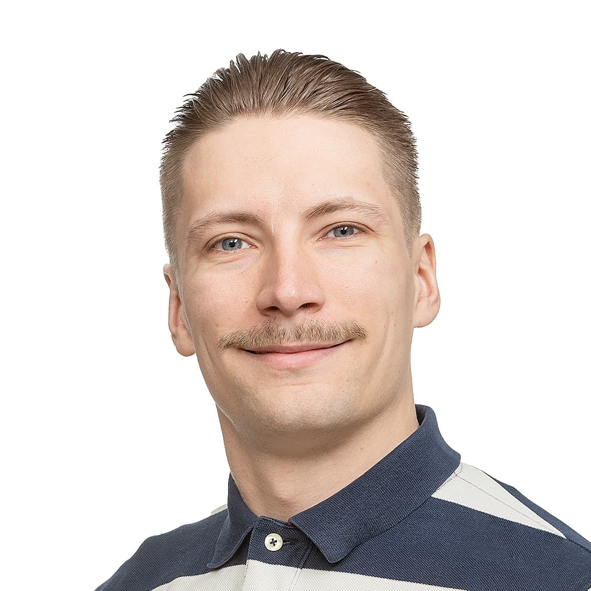 Tatu Metsätie — Pihlajalinna