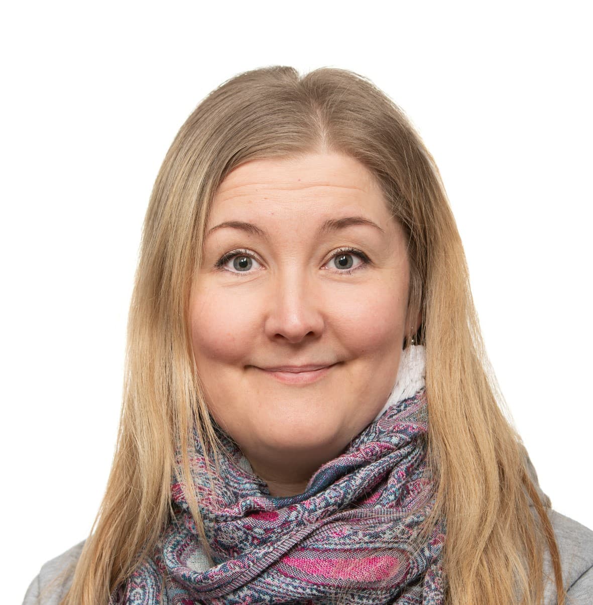 Helena Järventausta — Pihlajalinna