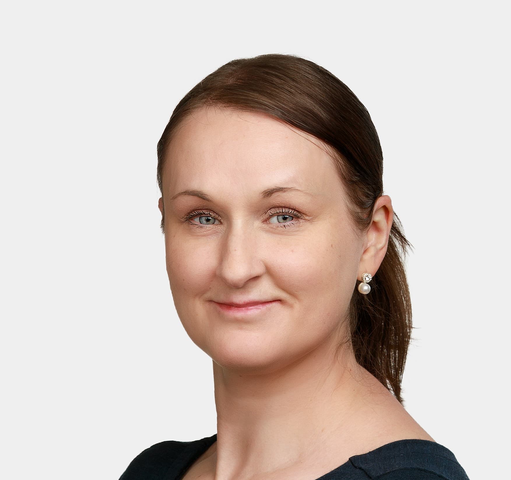 Suvi Latvateikari — Pihlajalinna