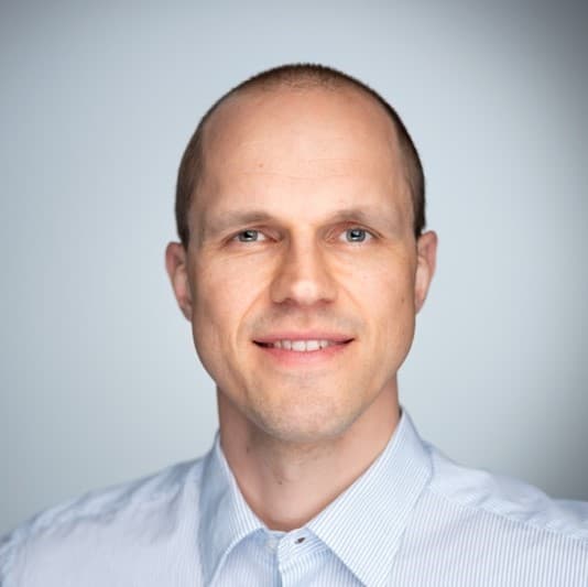 Erik Veskimäe — Pihlajalinna