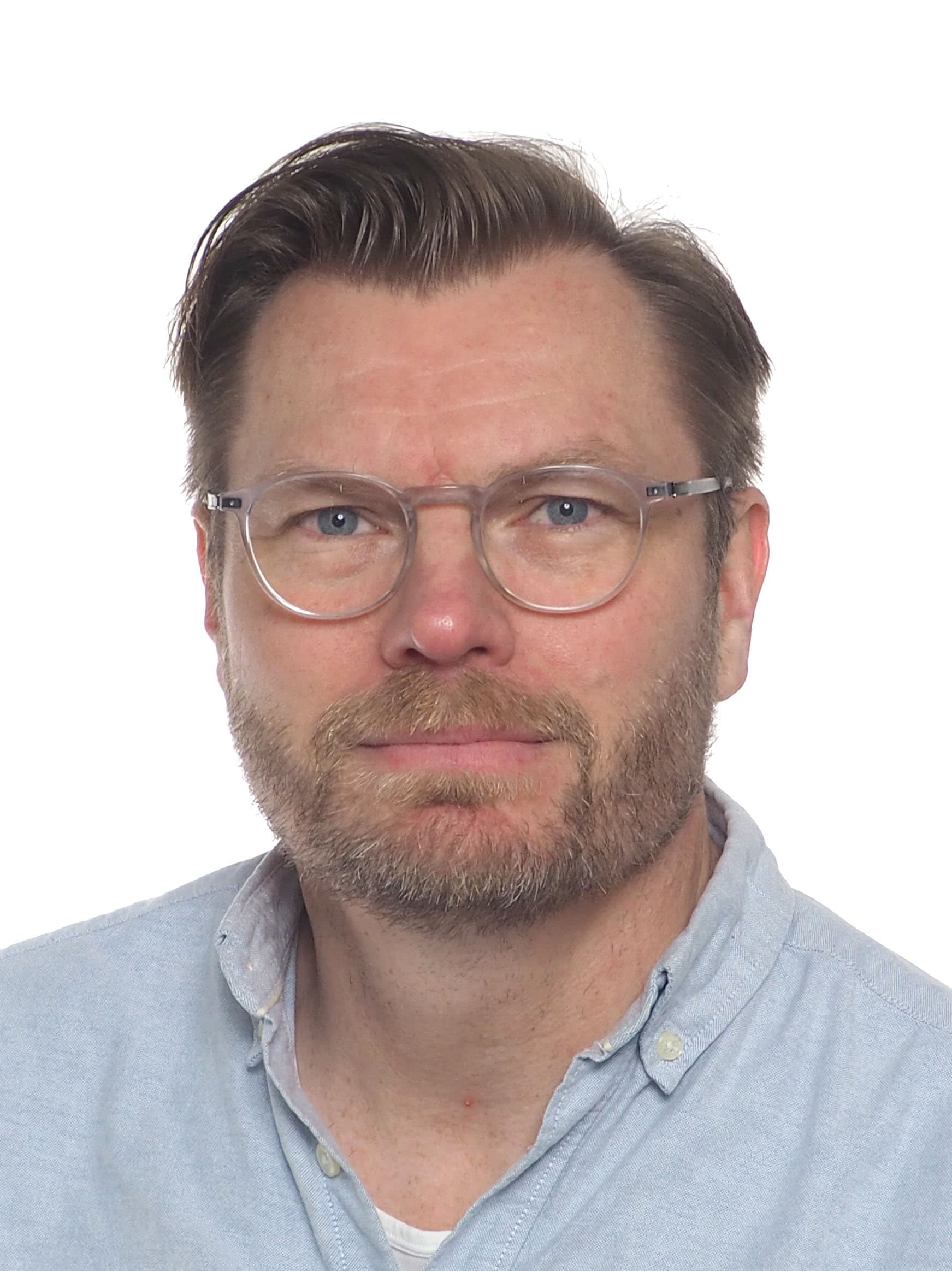 Asko Mäkelä — Pihlajalinna