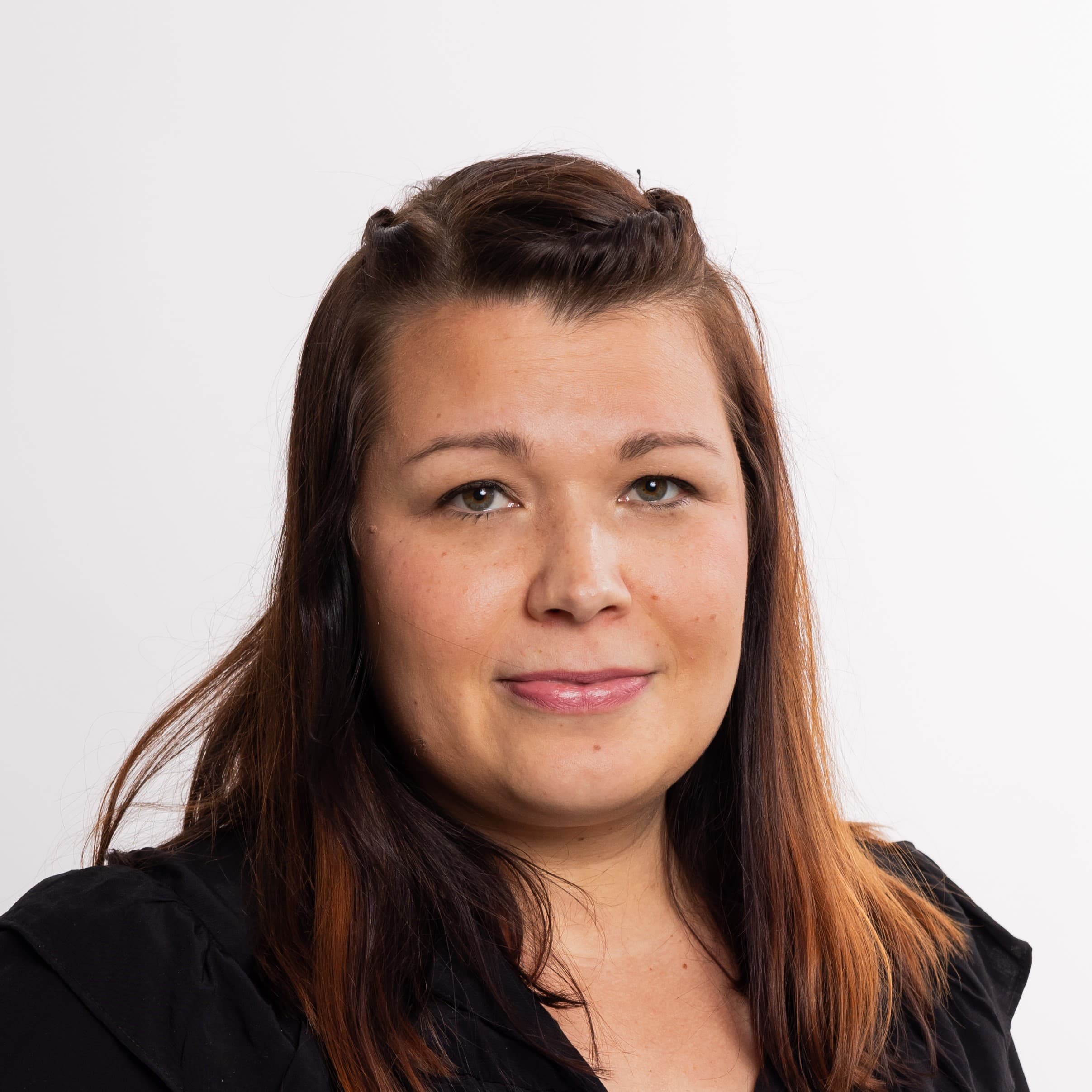 Tiina Öster — Pihlajalinna