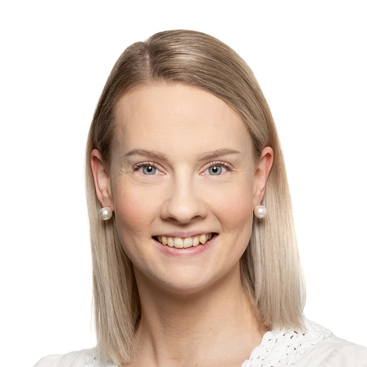 Pia Liettyä — Pihlajalinna