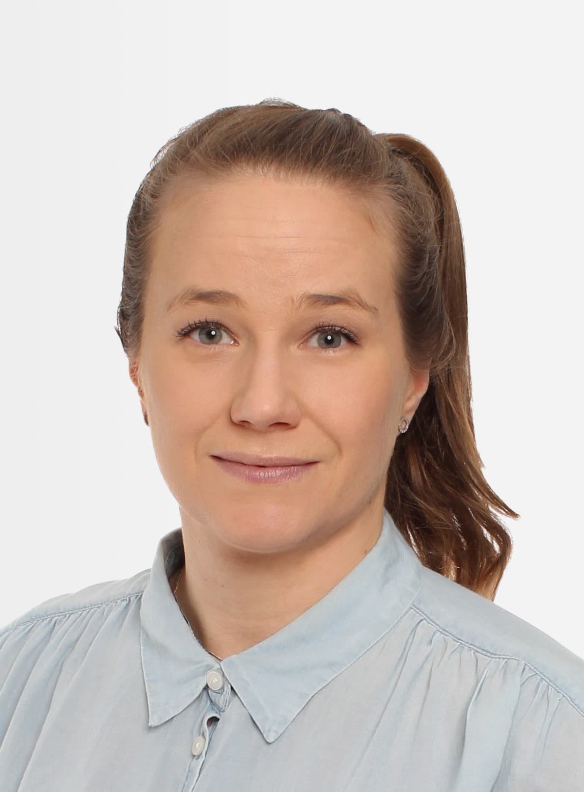 Tinja Lagerbohm — Pihlajalinna