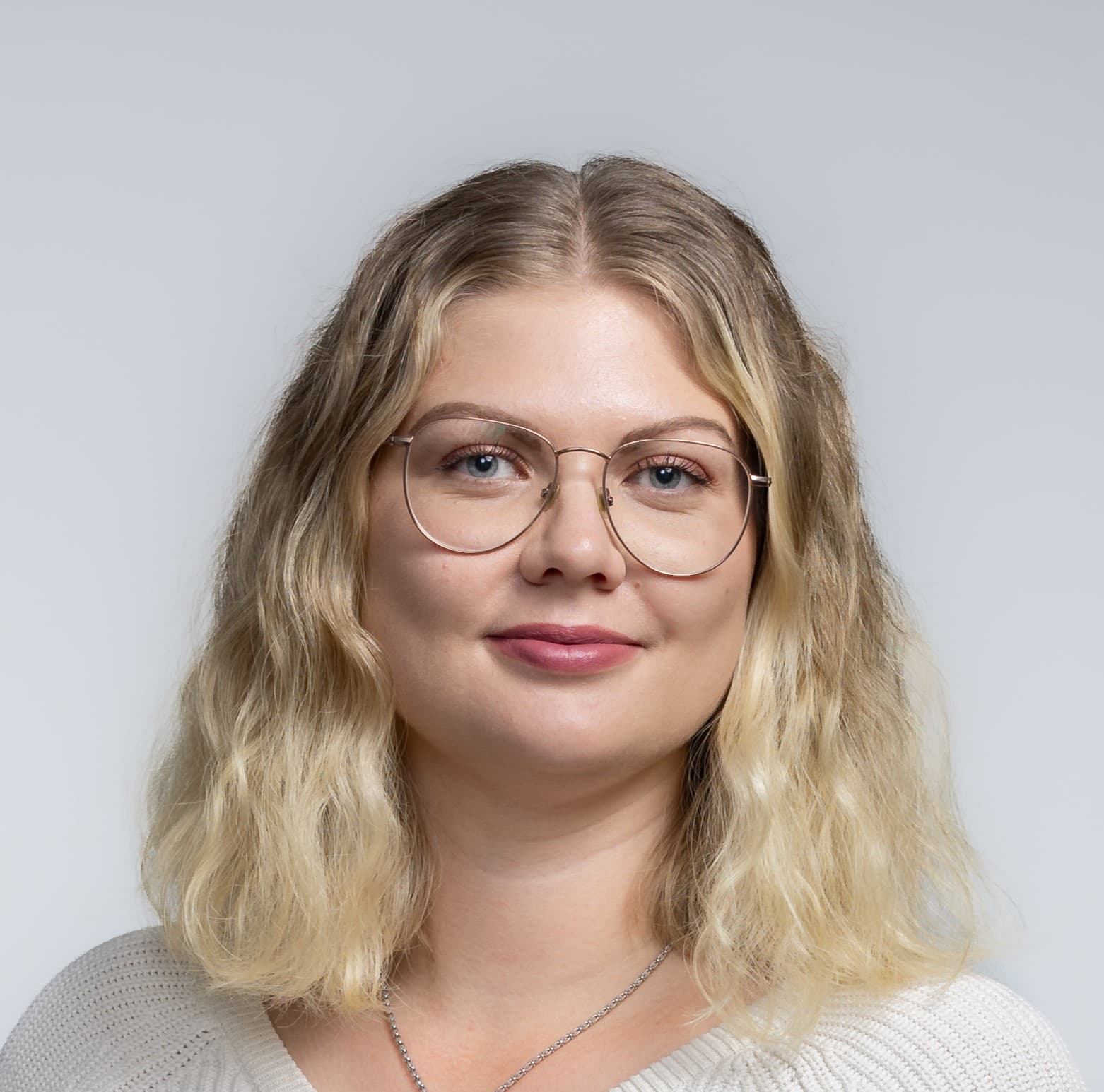 Oona Järvinen — Pihlajalinna