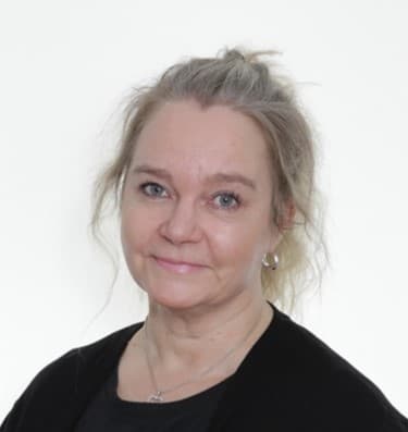 Niina Tolppanen — Pihlajalinna