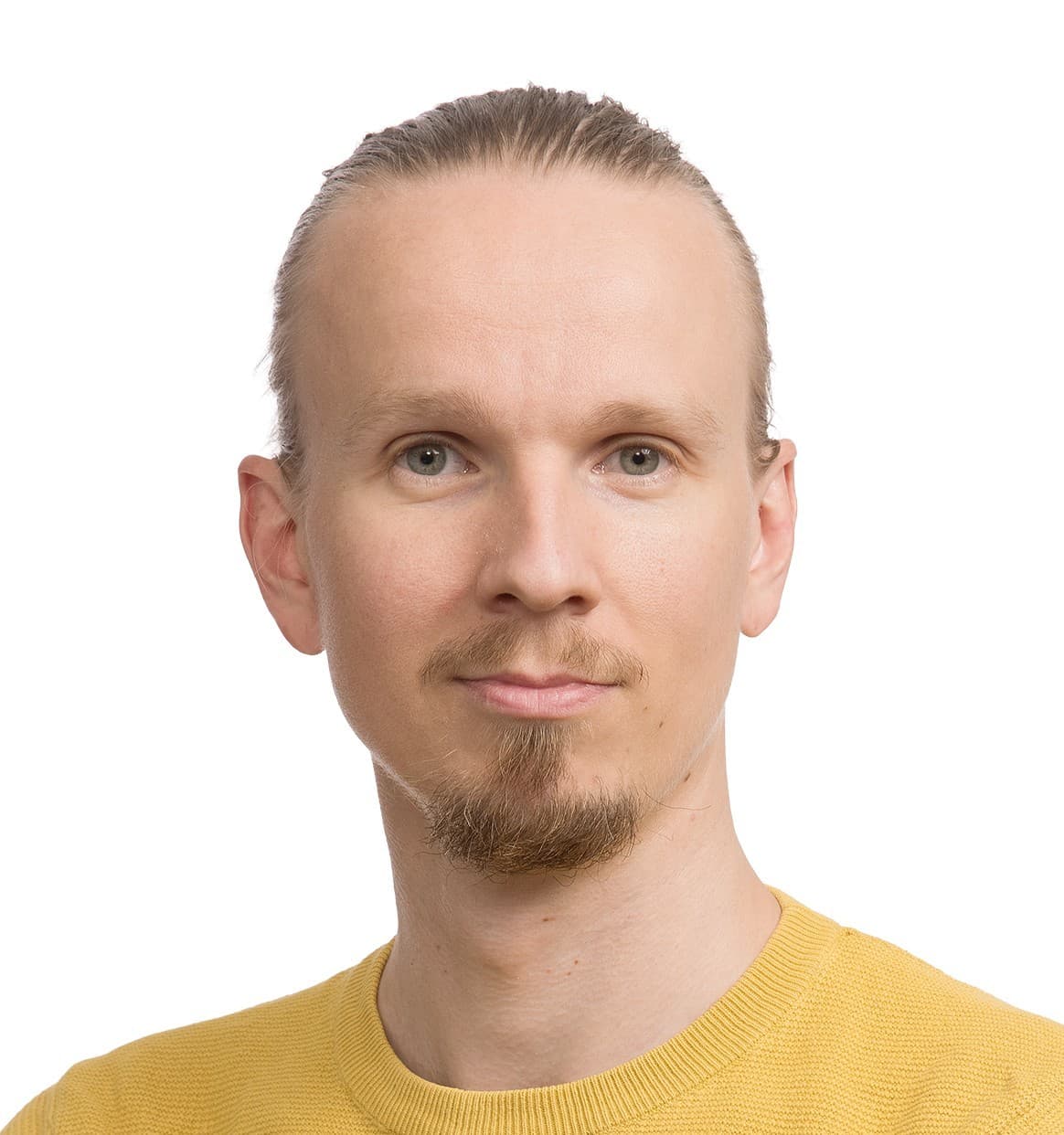 Justus Luoma, Lääketieteen lisensiaatti — Pihlajalinna