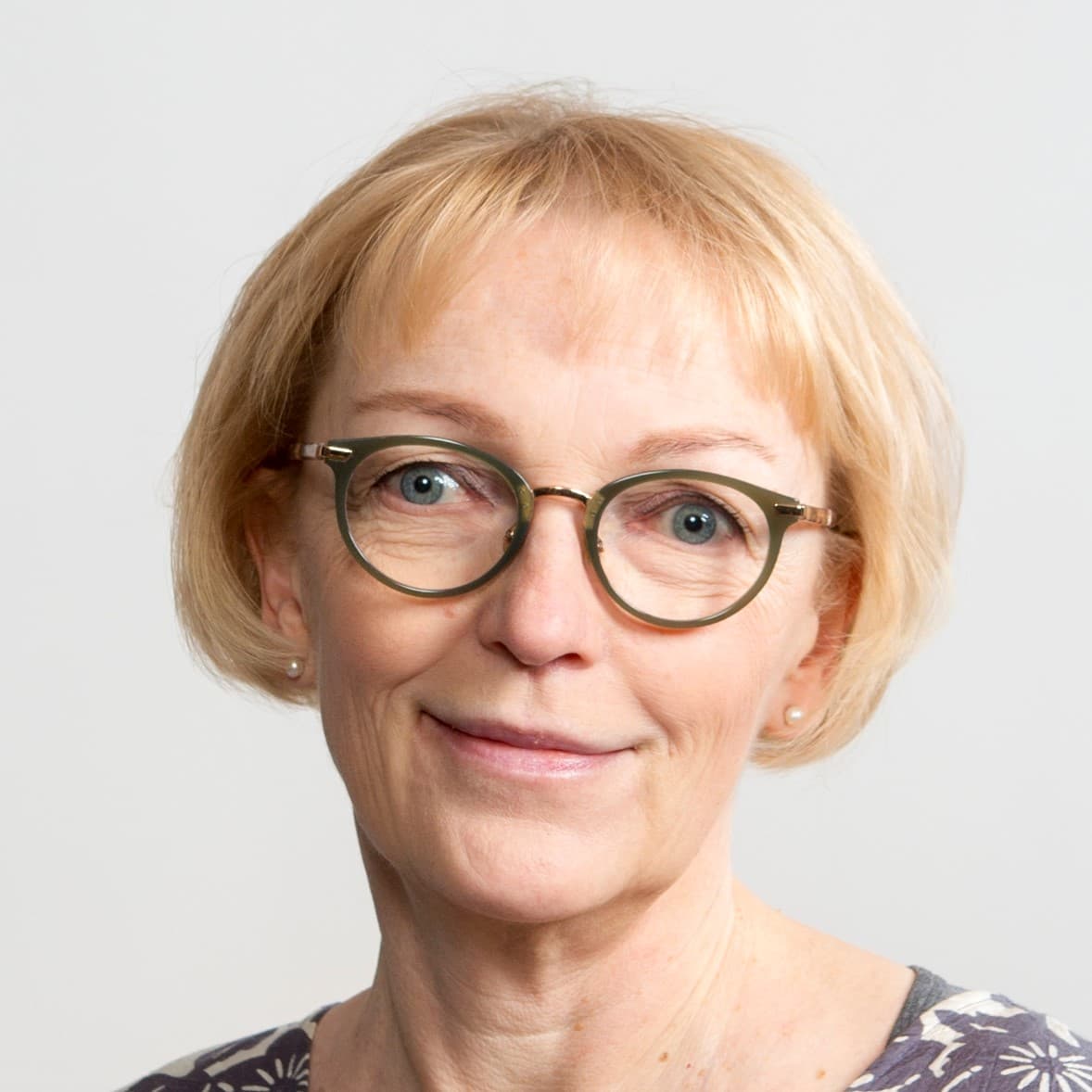 Aila Vuorenmies — Pihlajalinna