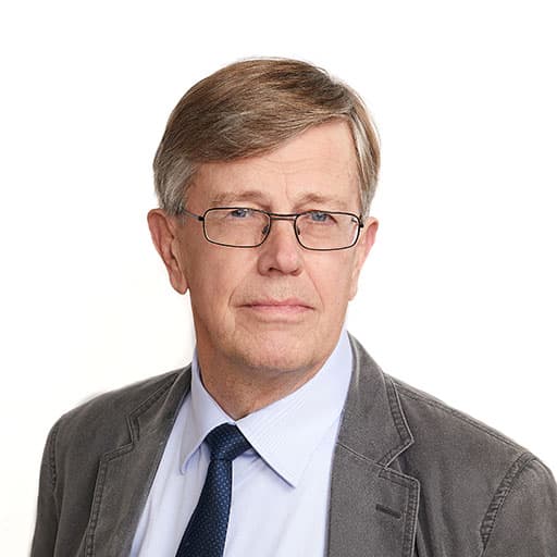 Matti Nikkilä, Dosentti, Lääketieteen ja kirurgian tohtori — Pihlajalinna