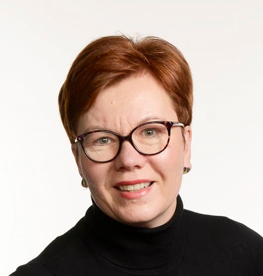 Minna Ristiniemi, Lääketieteen lisensiaatti — Pihlajalinna