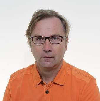 Kimmo Hujala, Lääketieteen tohtori — Pihlajalinna