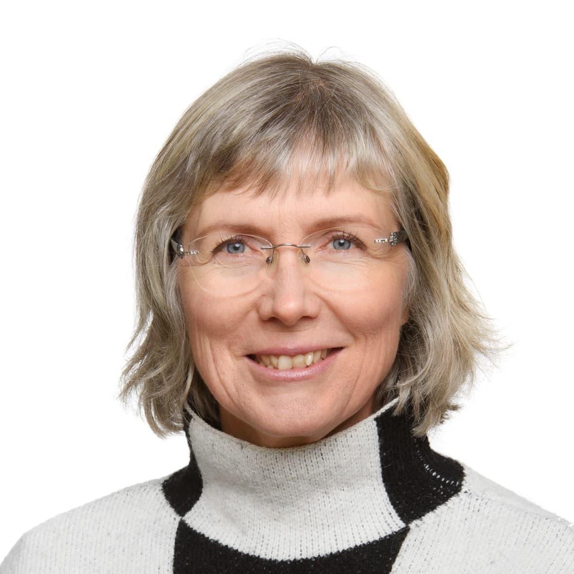 Anne Kalela, Lääketieteen tohtori — Pihlajalinna