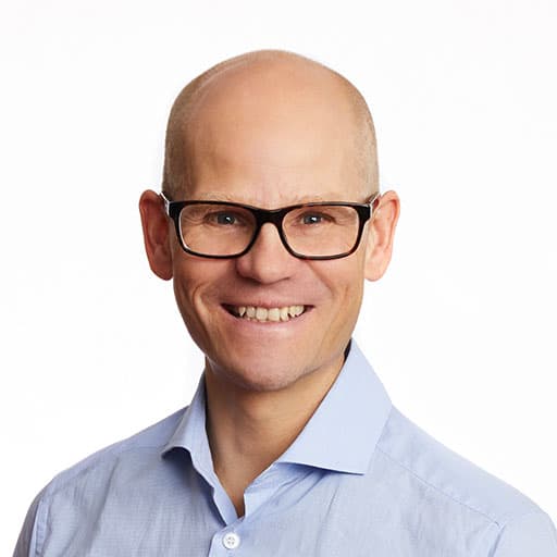 Atte Karppinen, Lääketieteen tohtori, Dosentti — Pihlajalinna
