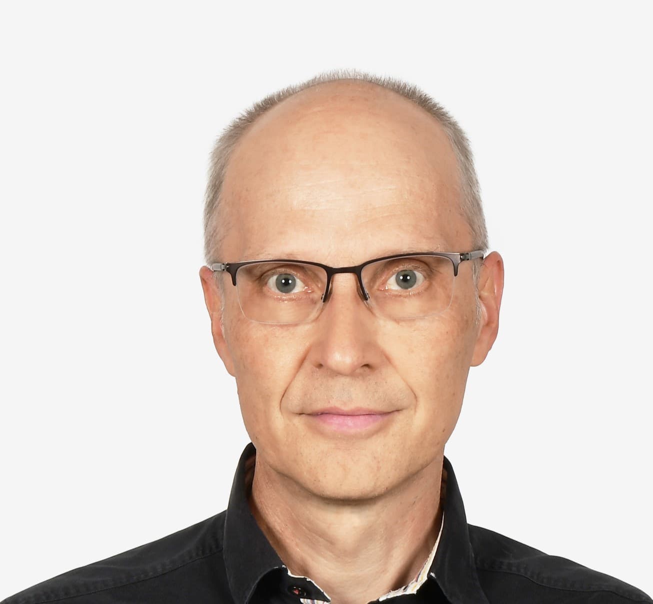 Mika Väisänen, Lääketieteen ja kirurgian tohtori — Pihlajalinna